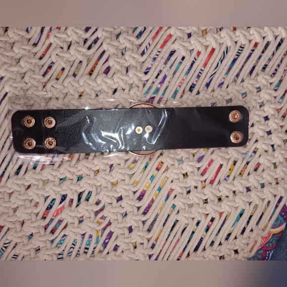 NWT Colorful Snakeskin Faux Leather Cuff Bracelet – Gold Solstice Sun Rhinestone - Picture 3 of 12